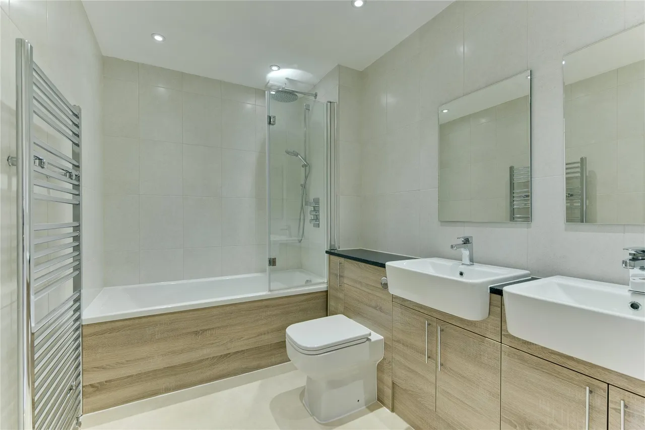 Thames Ditton, KT7, photo 8