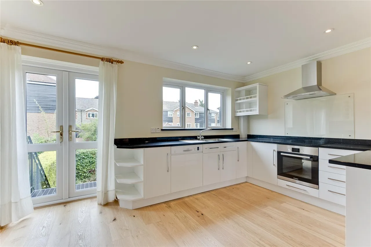Thames Ditton, KT7, photo 4