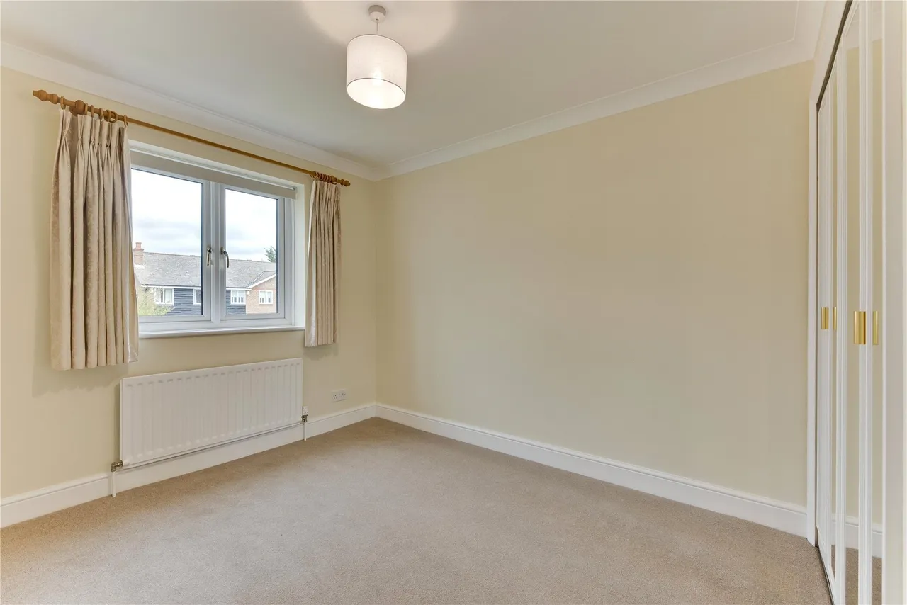 Thames Ditton, KT7, photo 9