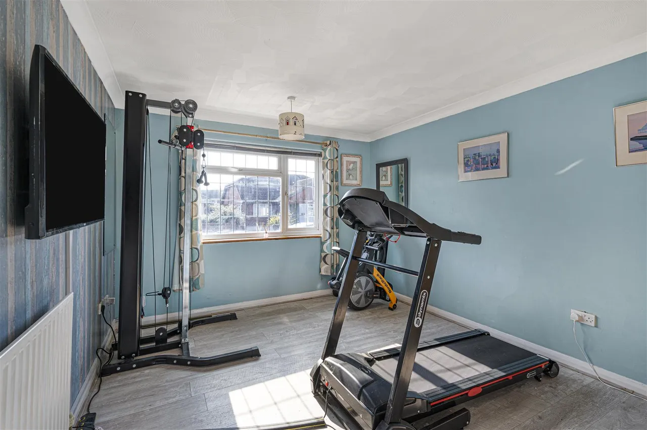Cripps Avenue, Peacehaven, photo 8