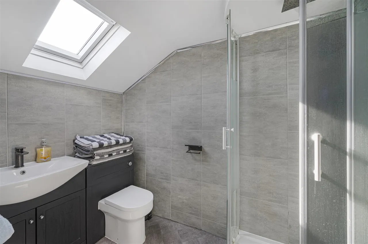 Cripps Avenue, Peacehaven, photo 22