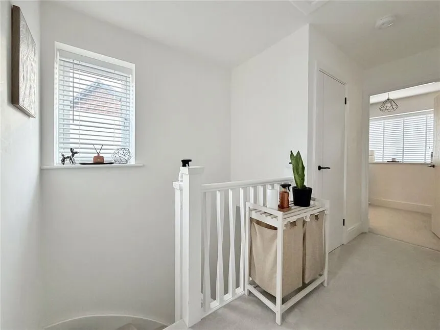 Canary Way, Goldthorpe, S63, photo 7