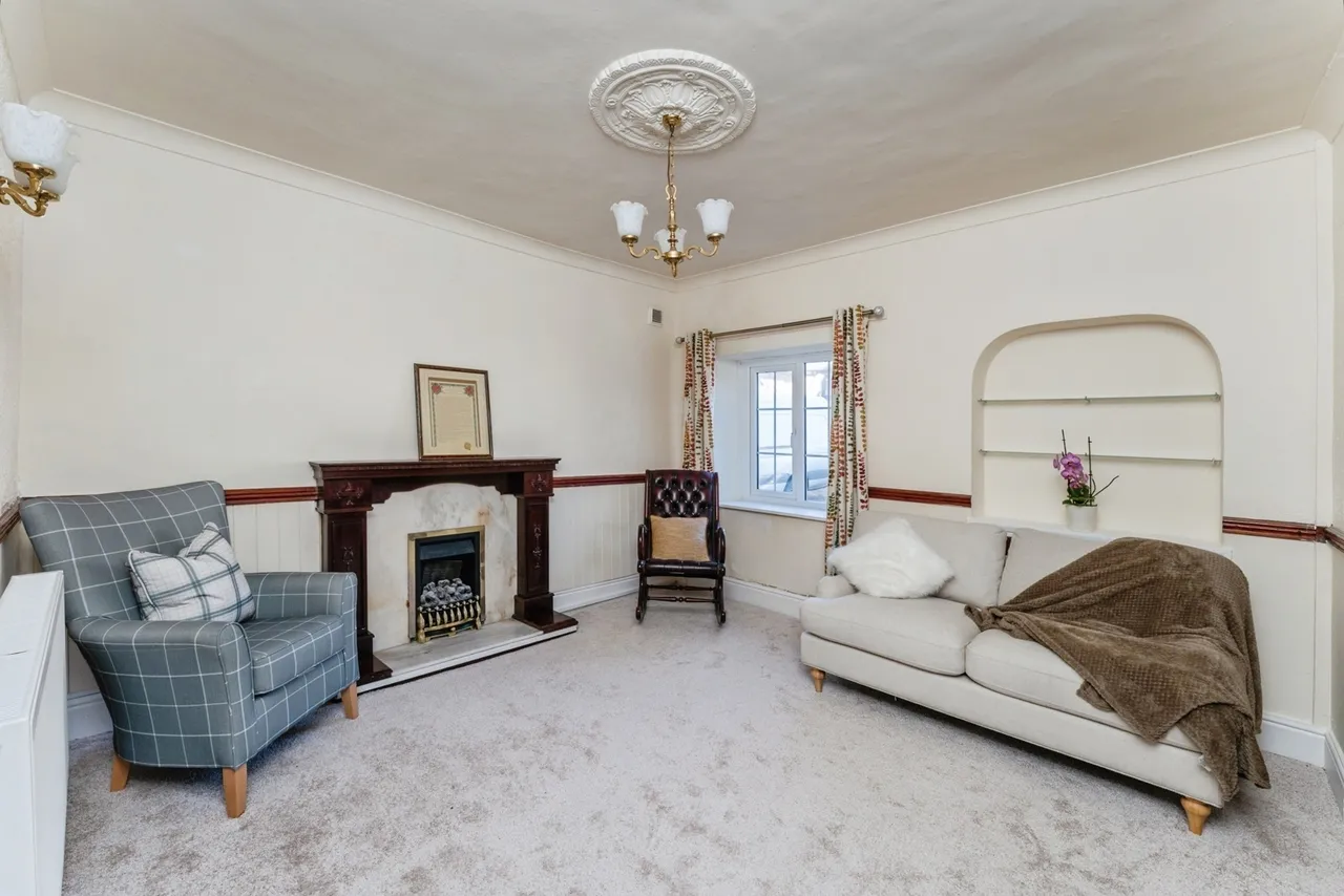 Mynydd Llan, Babell, CH8, photo 4