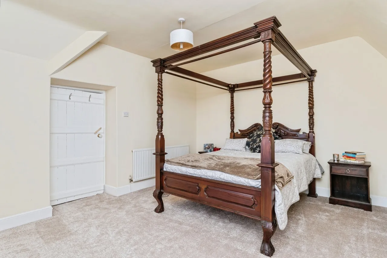 Mynydd Llan, Babell, CH8, photo 11