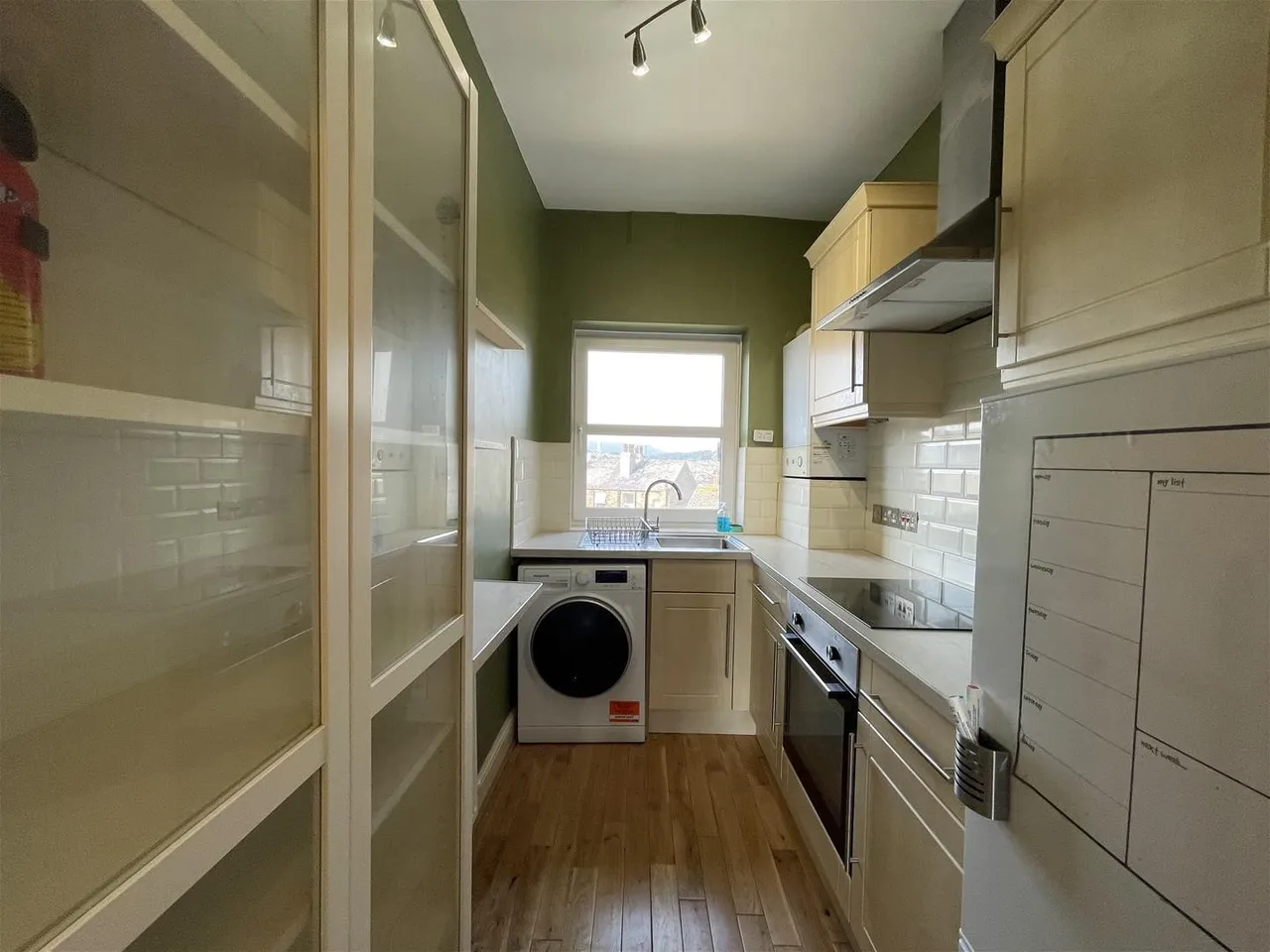 Albemarle Crescent, Scarborough, YO11, photo 5