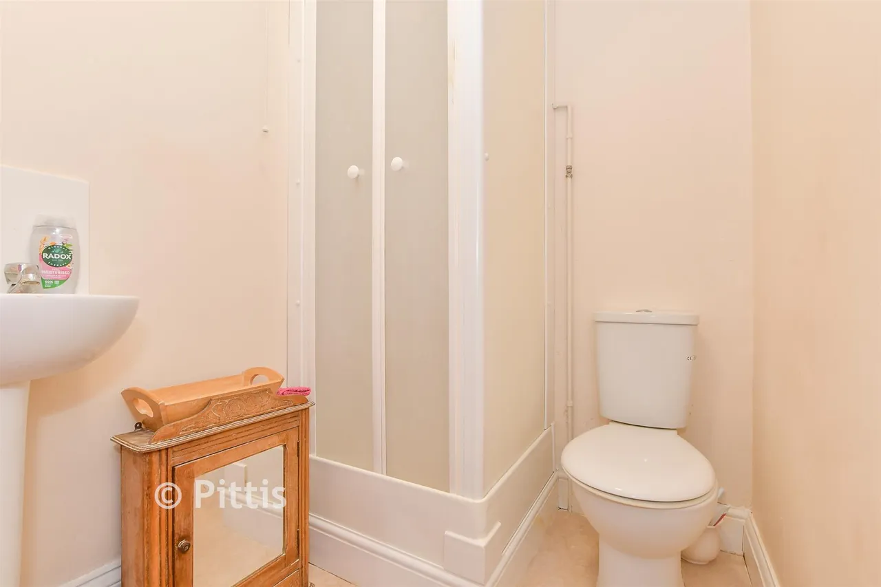 St. Thomas Street, Ryde, PO33, photo 5