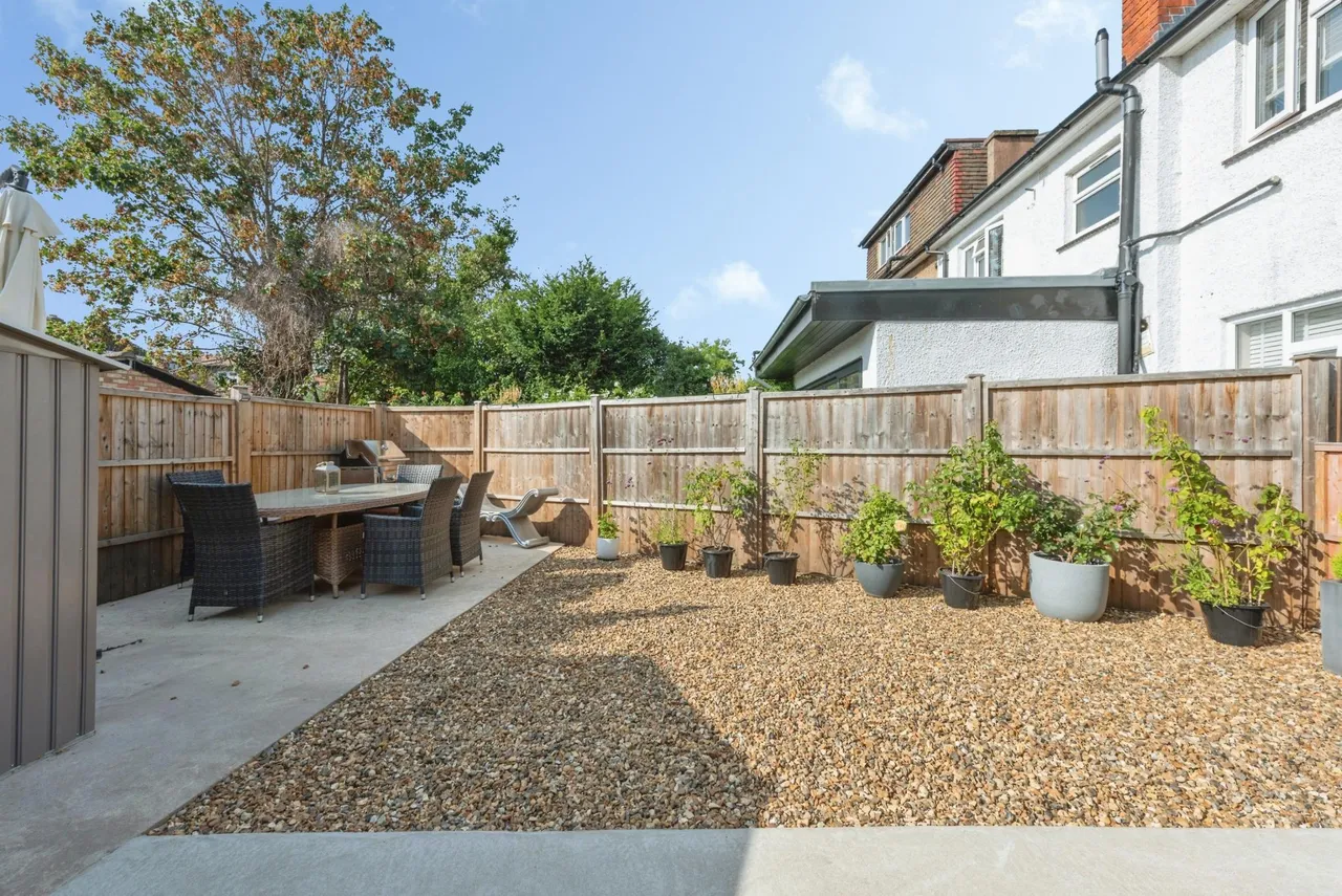 Hounslow Road, Twickenham, TW2, photo 19