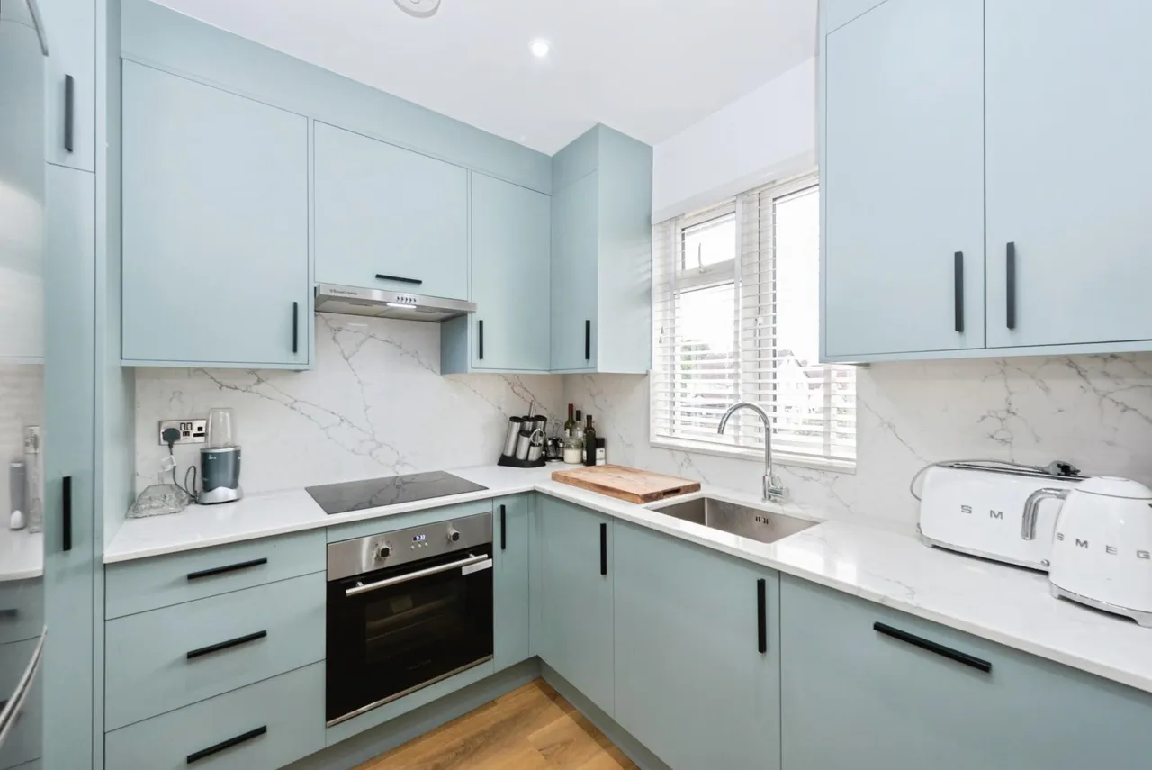 Hounslow Road, Twickenham, TW2, photo 3