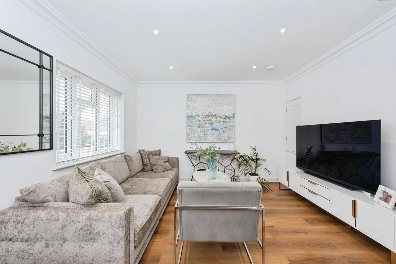 Hounslow Road, Twickenham, TW2, photo 5