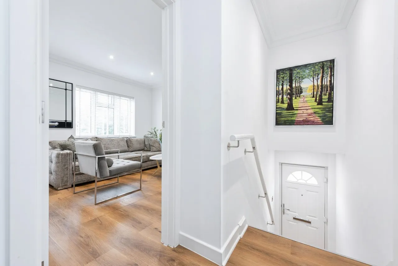 Hounslow Road, Twickenham, TW2, photo 16