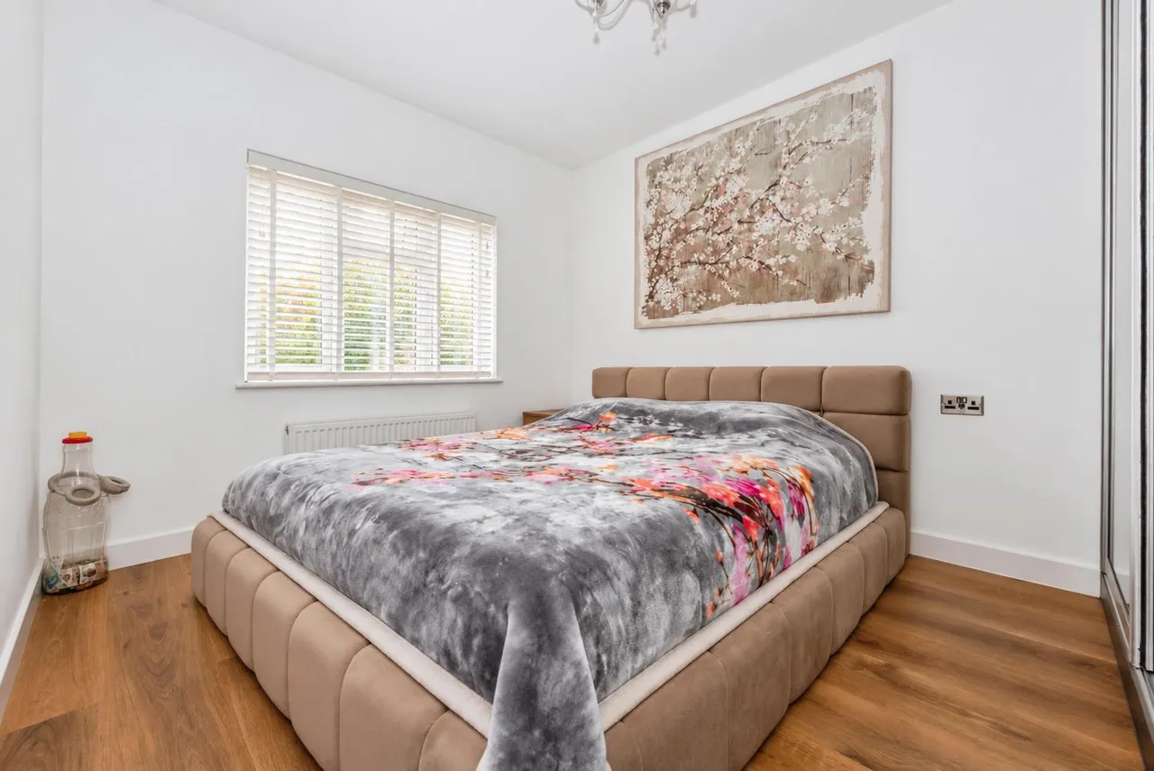 Hounslow Road, Twickenham, TW2, photo 13
