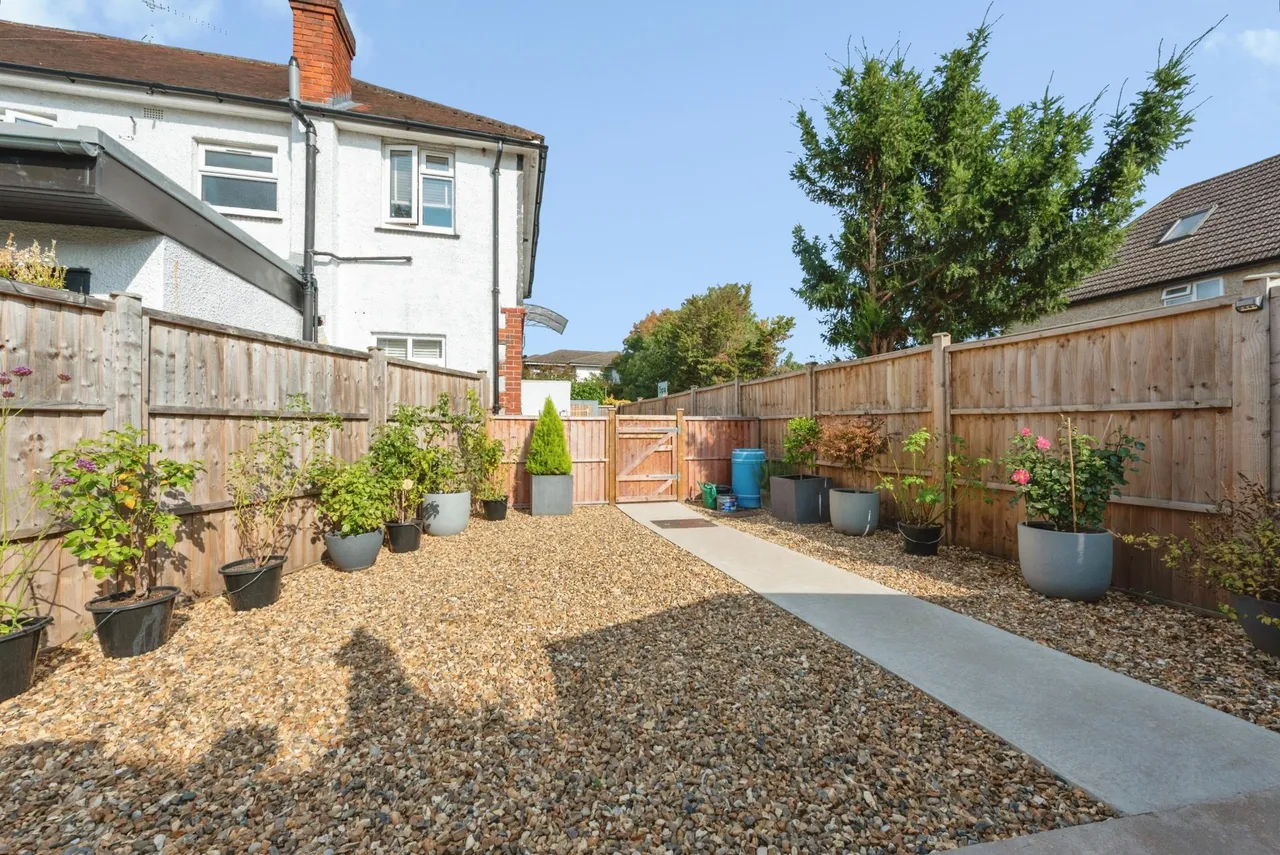 Hounslow Road, Twickenham, TW2, photo 21