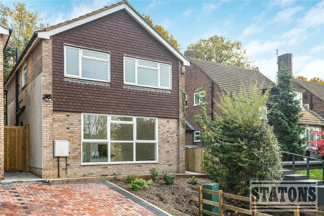 4 bed house for sale — Sutton Crescent, Barnet, EN5 2SW