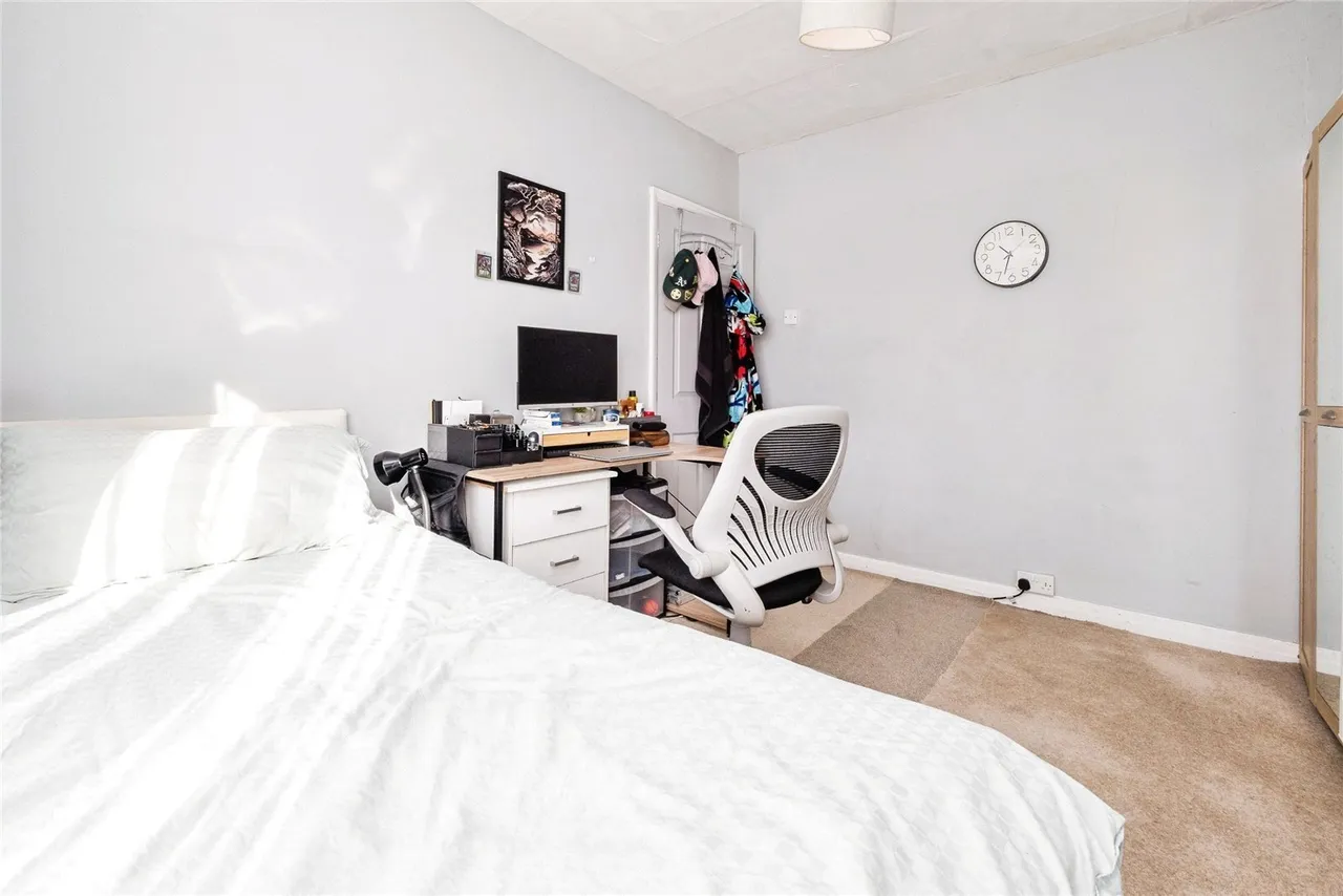 Maybank Avenue, Hornchurch, RM12, photo 11