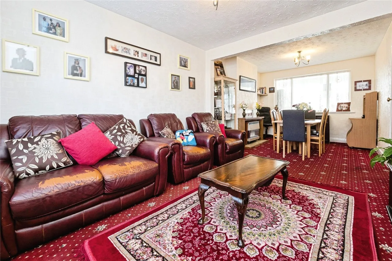 Maybank Avenue, Hornchurch, RM12, photo 3