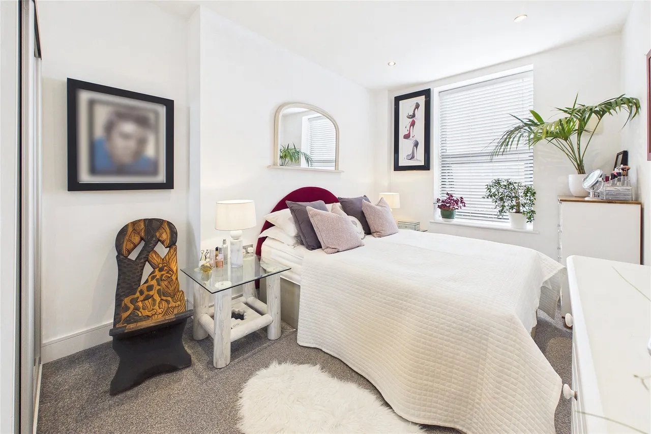 Park Street, Camberley, GU15, photo 4