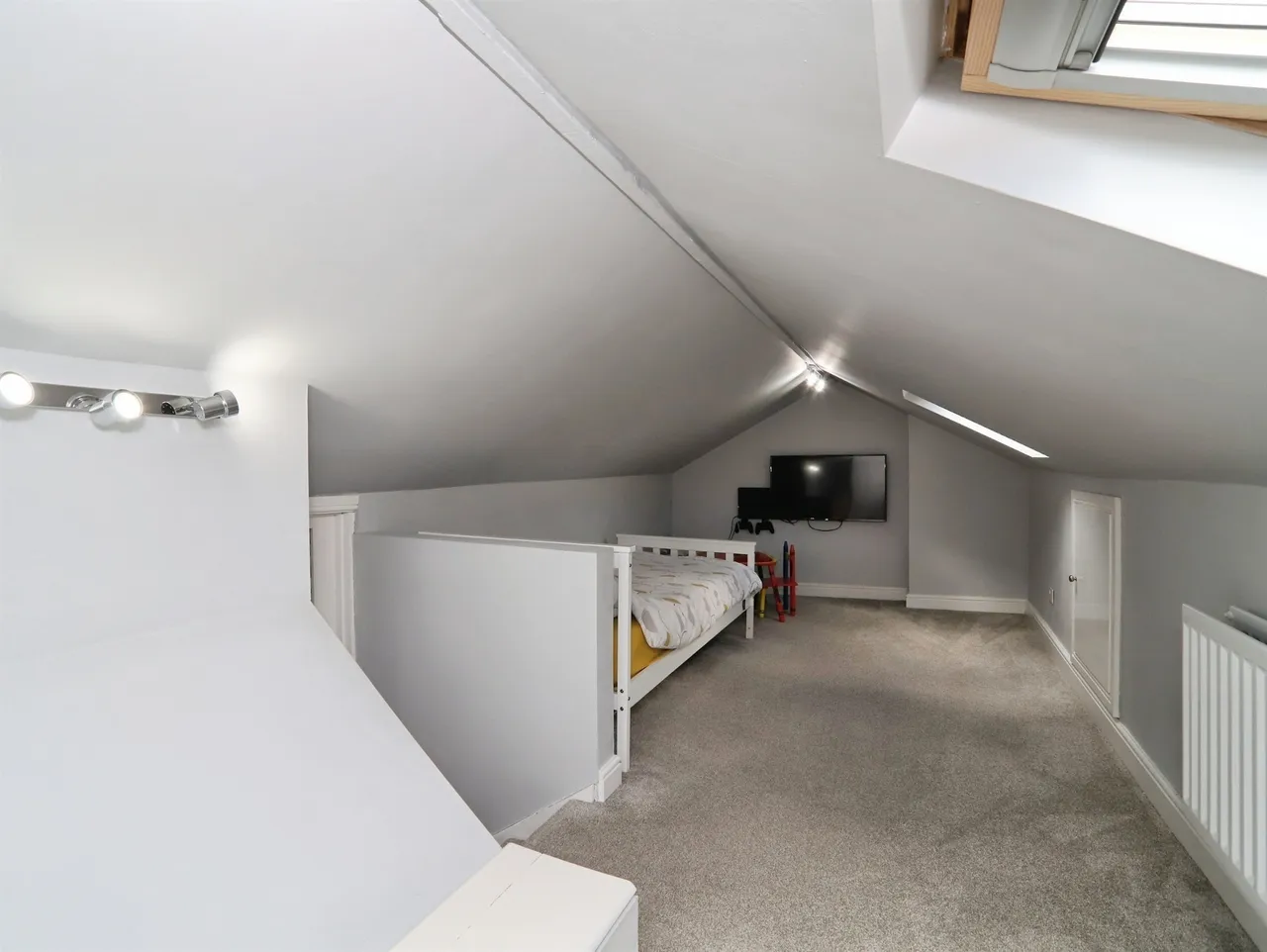 Heol Glannant, Tonypandy, CF40, photo 17