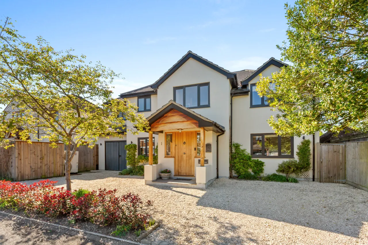 5 bed house for sale, Thornton Crescent, Wendover, HP22