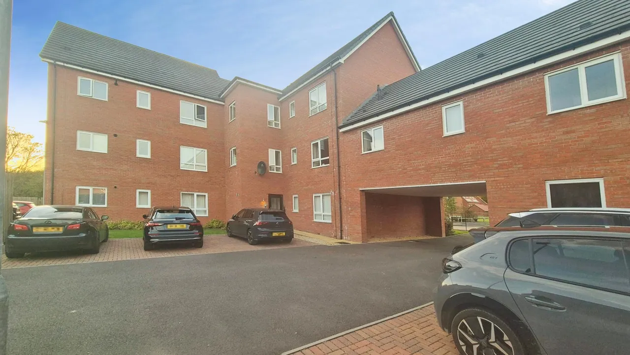 Delphinium Place, Stafford, ST17, photo 15