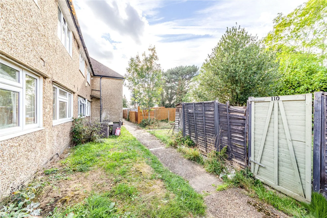 Tartar Road, Cobham, KT11, photo 14