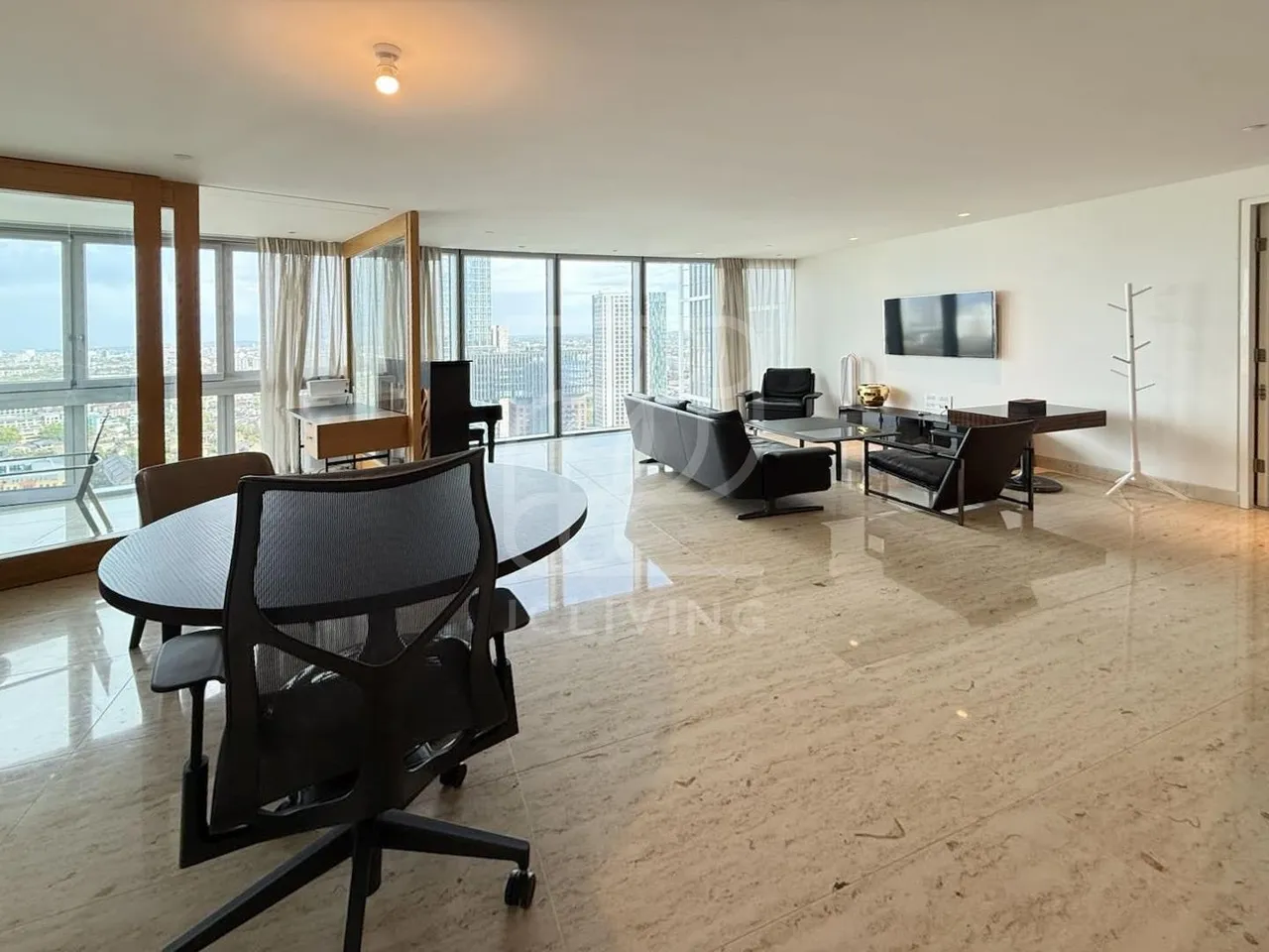 2 bed flat to rent, St. George Wharf, London, SW8