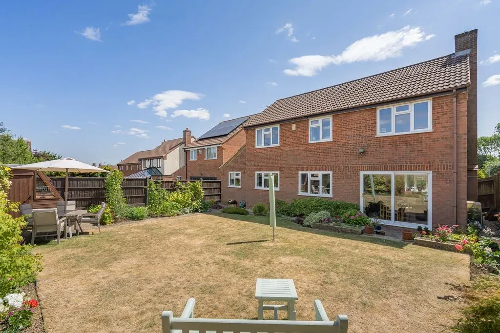 Normandy Way, Bletchley, Milton Keynes, Buckinghamshire, MK3 7UW, photo 17