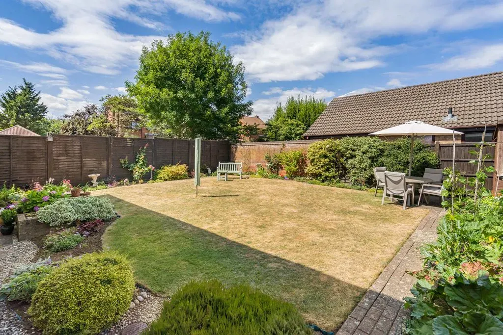 Normandy Way, Bletchley, Milton Keynes, Buckinghamshire, MK3 7UW, photo 20