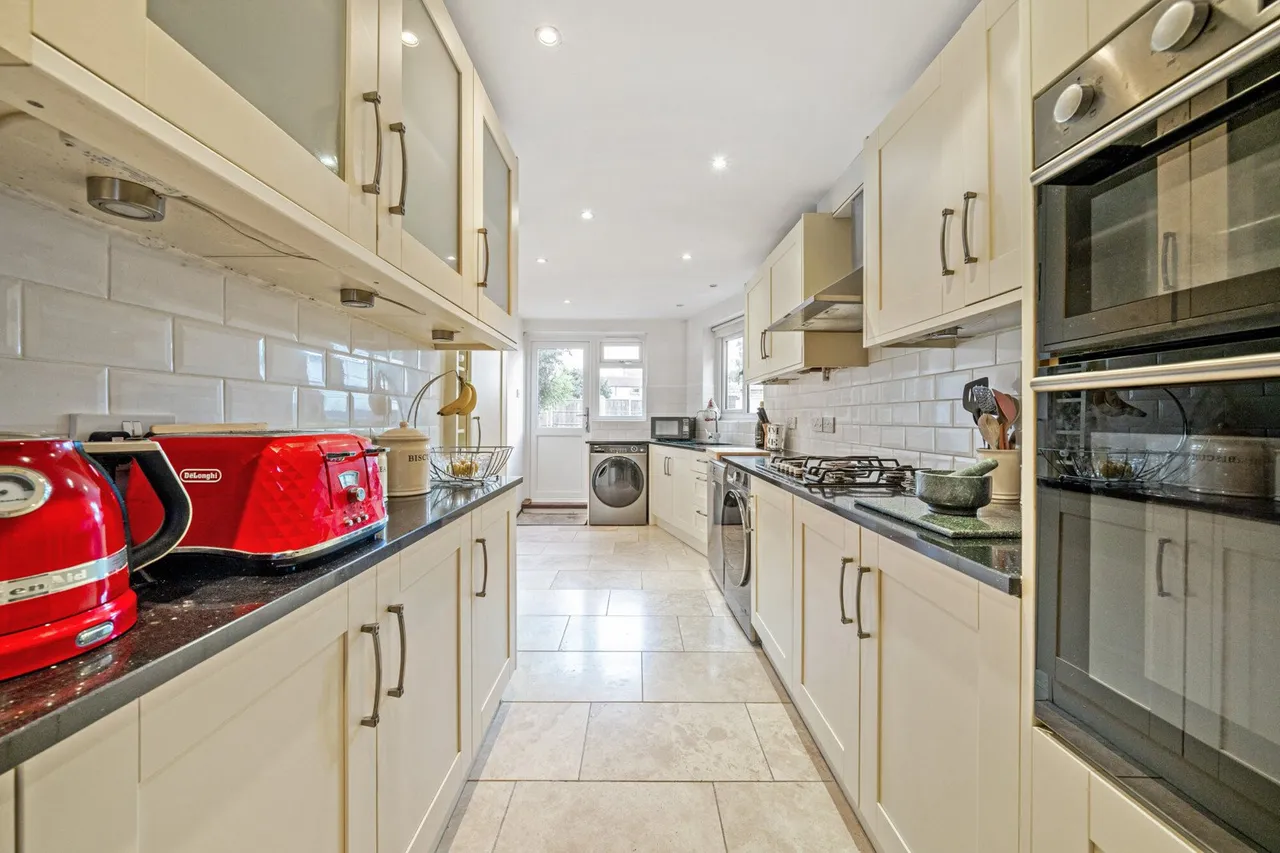 Selsey Crescent, DA16, photo 3