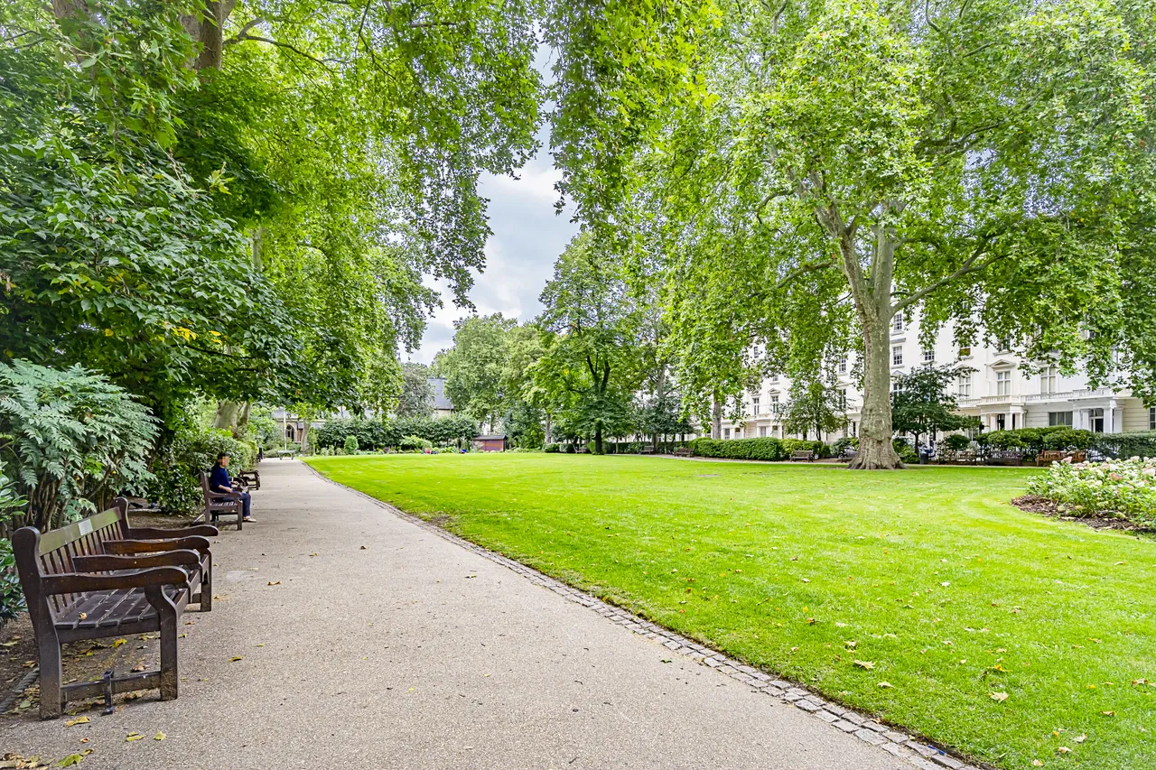 St George's Square, London, SW1V, photo 4