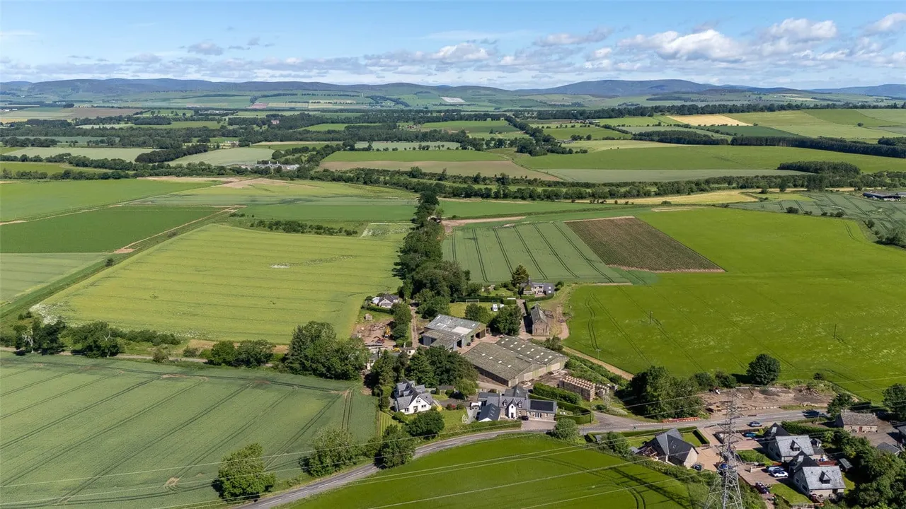Balnacake and Netherton Farms, Brechin, Angus, DD9 6SL, photo 35