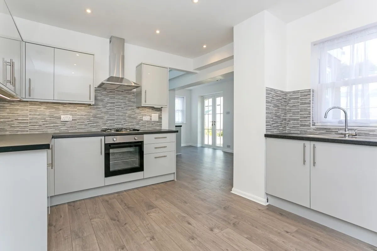 Dog Kennel Lane Chorleywood WD3, photo 7
