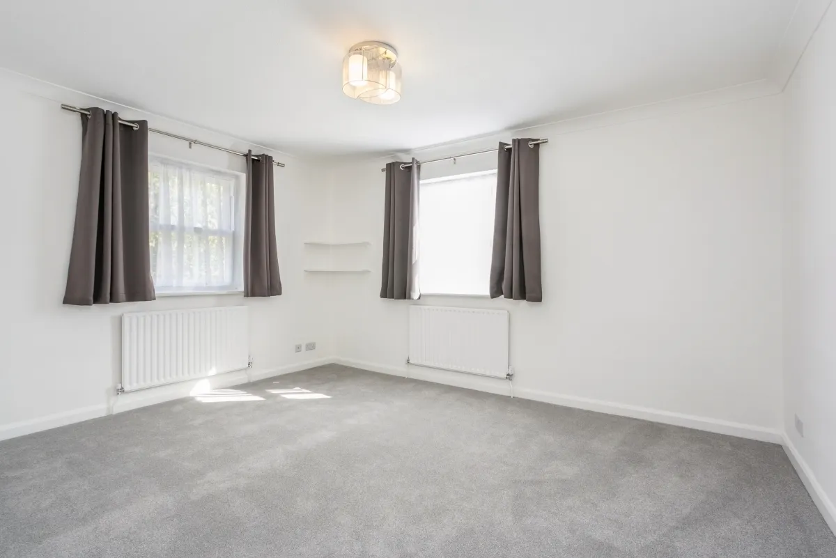 Dog Kennel Lane Chorleywood WD3, photo 8