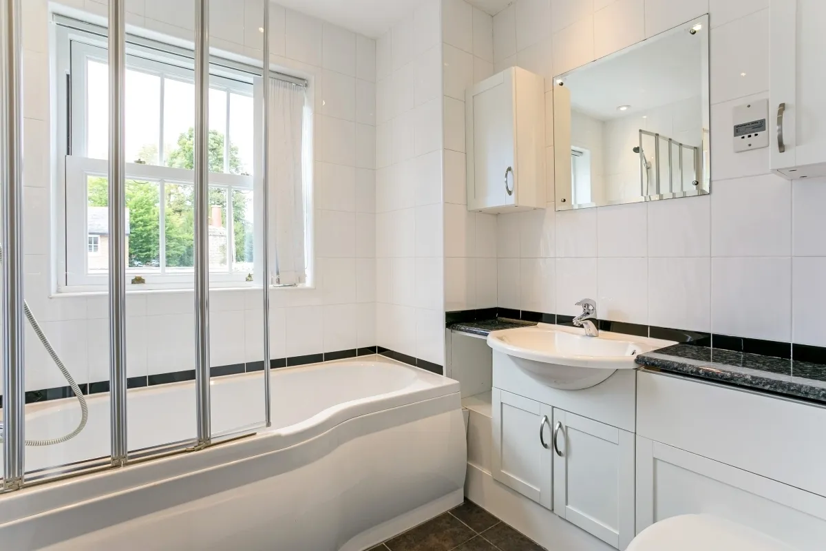 Dog Kennel Lane Chorleywood WD3, photo 10