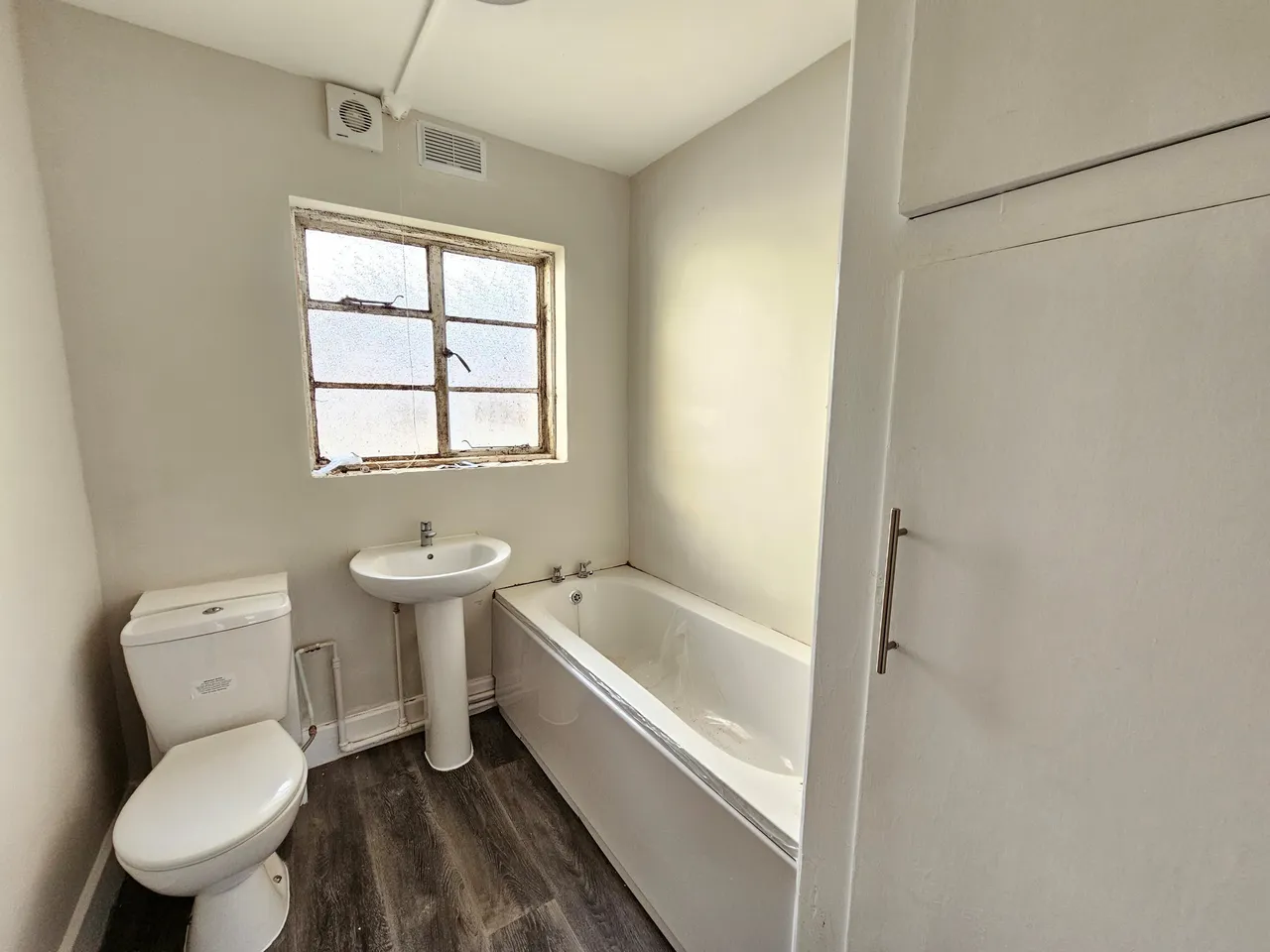 Banister Road, Southampton, SO15, photo 7