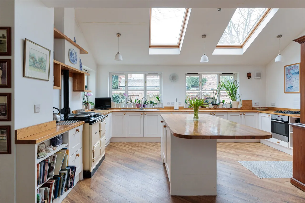 Chelford Road, Knutsford, WA16, photo 6