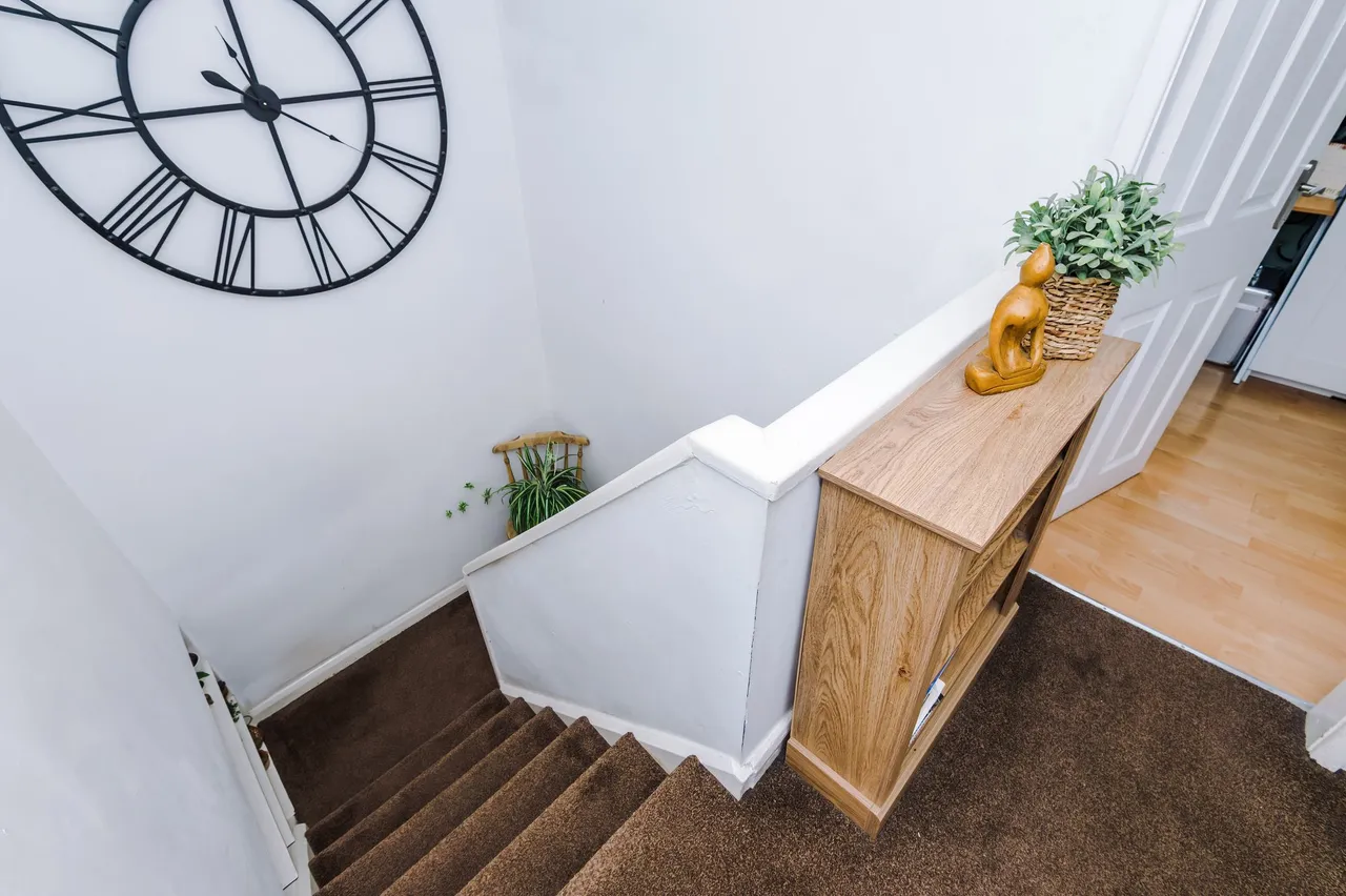 Chiltern Close, Ashton-In-Makerfield, Wigan, Wigan, WN4 9ER, photo 28
