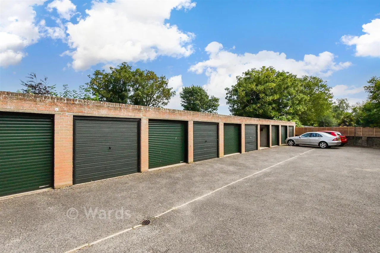 Alpha Road, Birchington, CT7, photo 8