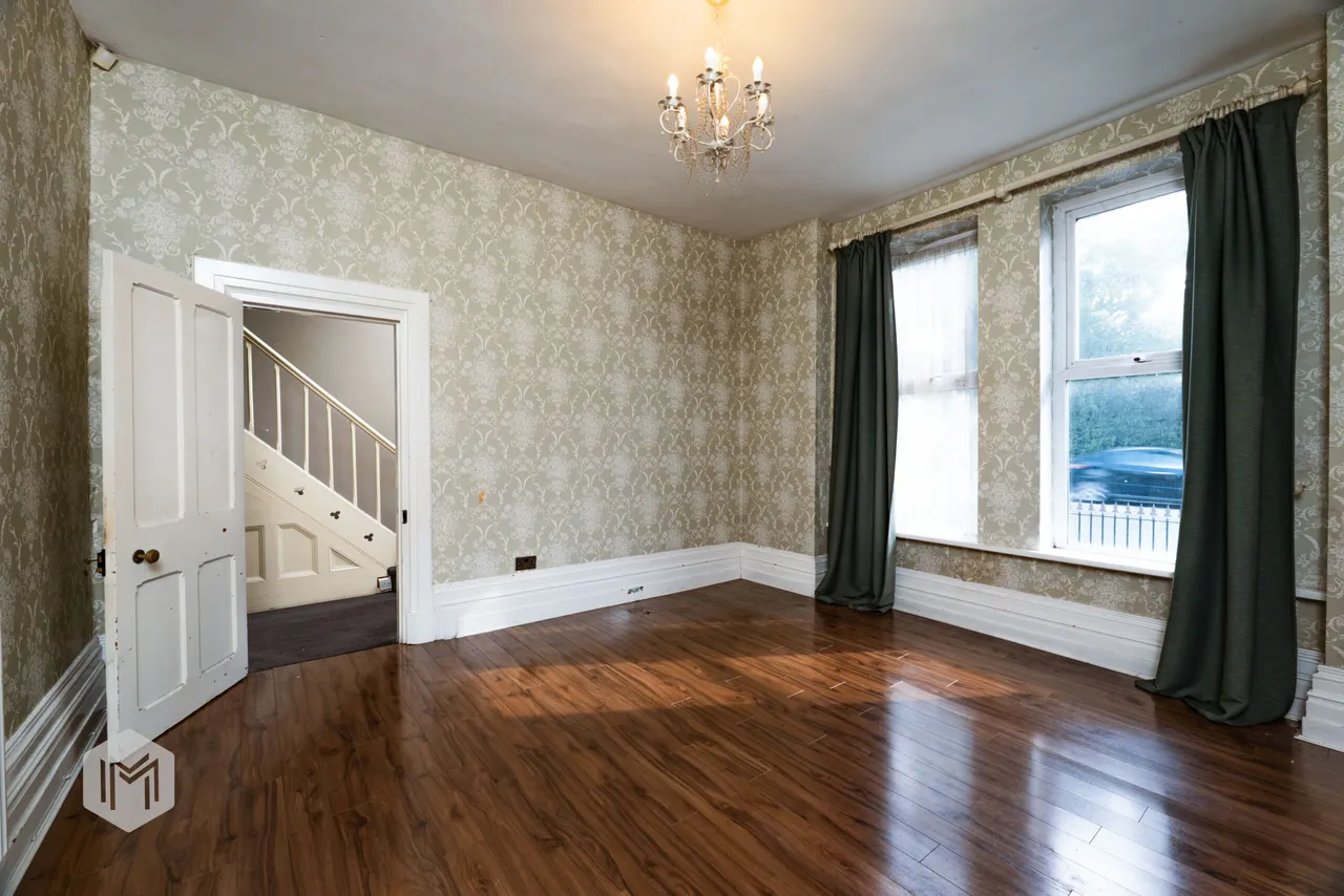 Manchester Road, Bury, BL9 9NS, photo 2