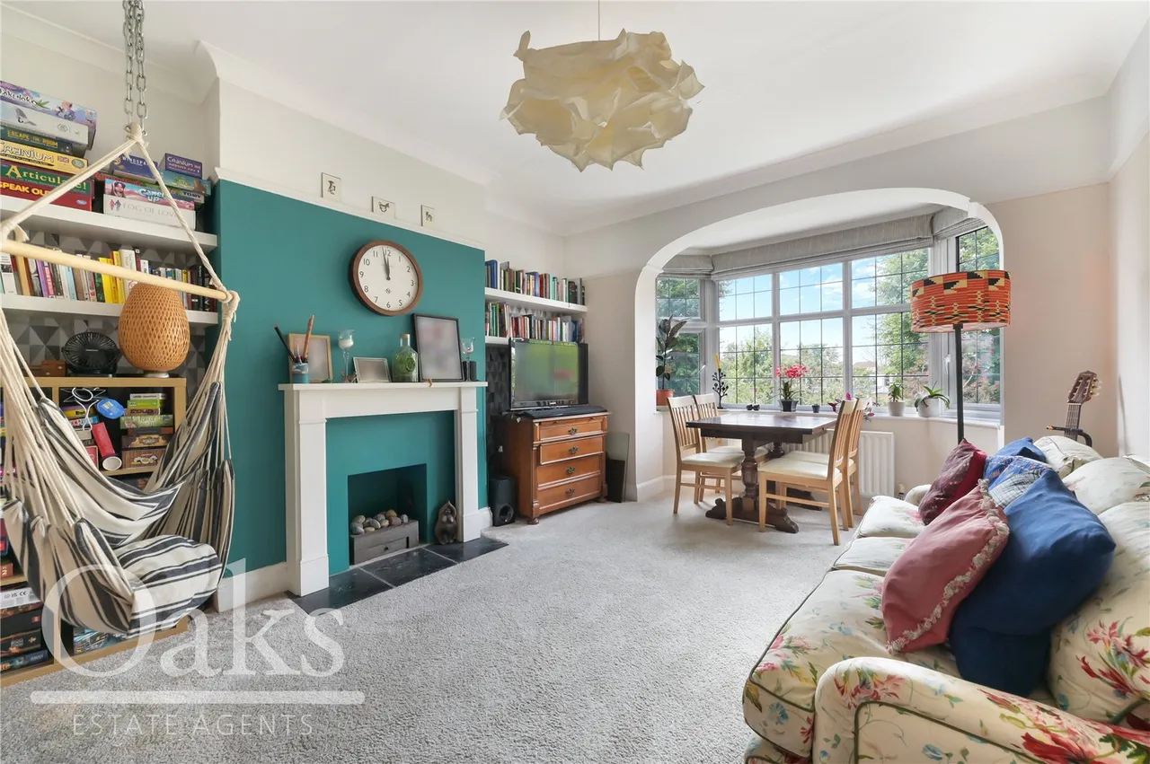 2 bed flat for sale, Northanger Road, Streatham, SW16