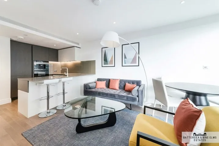2 bed flat for sale, Riverlight Four, Riverlight Quay, SW11