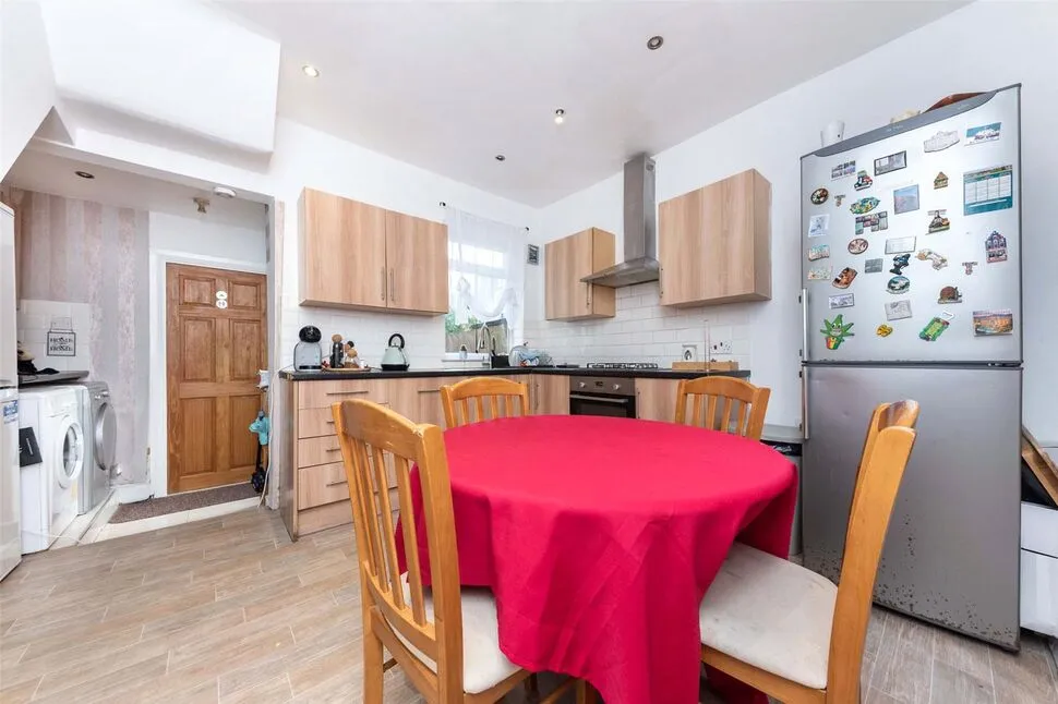 Meath Road, Stratford, E15, photo 5