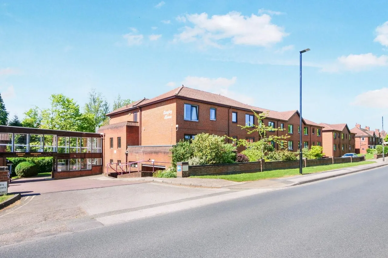 1 bed flat for sale — Dodsworth Avenue, York