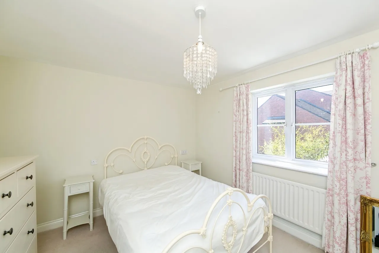 Companions Close, Wickersley, Rotherham, South Yorkshire, S66, photo 17