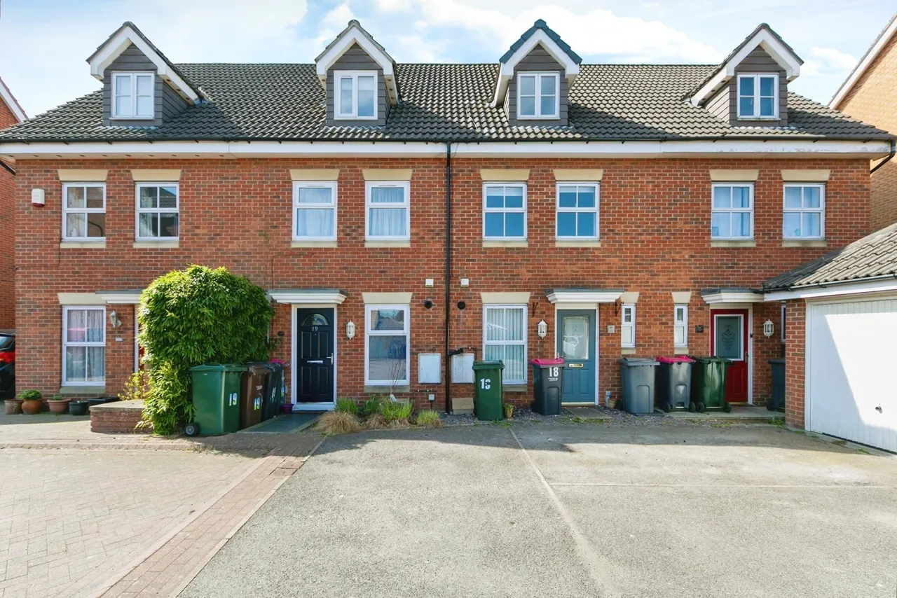 Companions Close, Wickersley, Rotherham, South Yorkshire, S66, photo 21