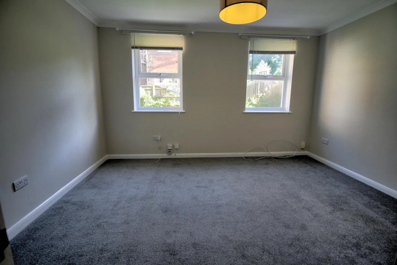 The Drive, Tonbridge, TN9, photo 4
