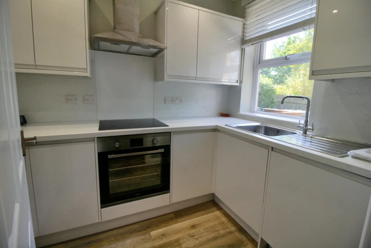 The Drive, Tonbridge, TN9, photo 2