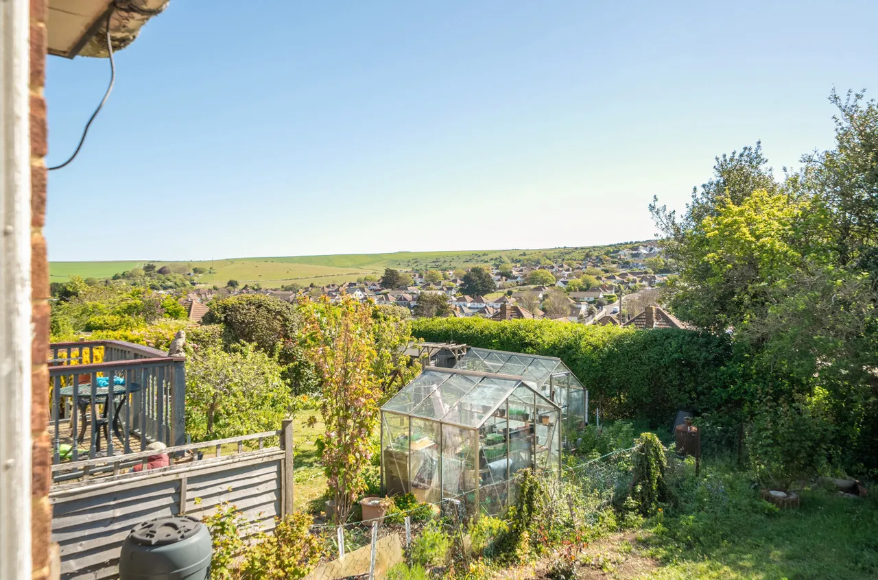 Winton Avenue, Saltdean, BN2, photo 12