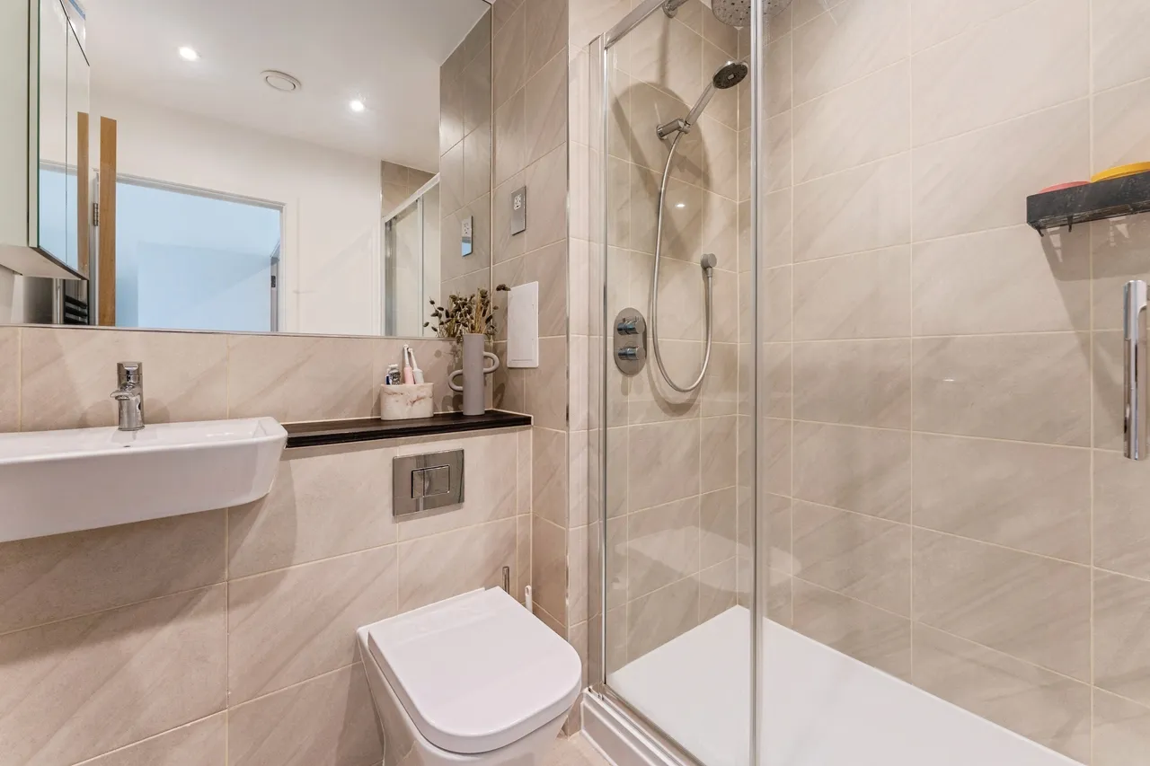 Cornforth Lane, London, NW7, photo 10