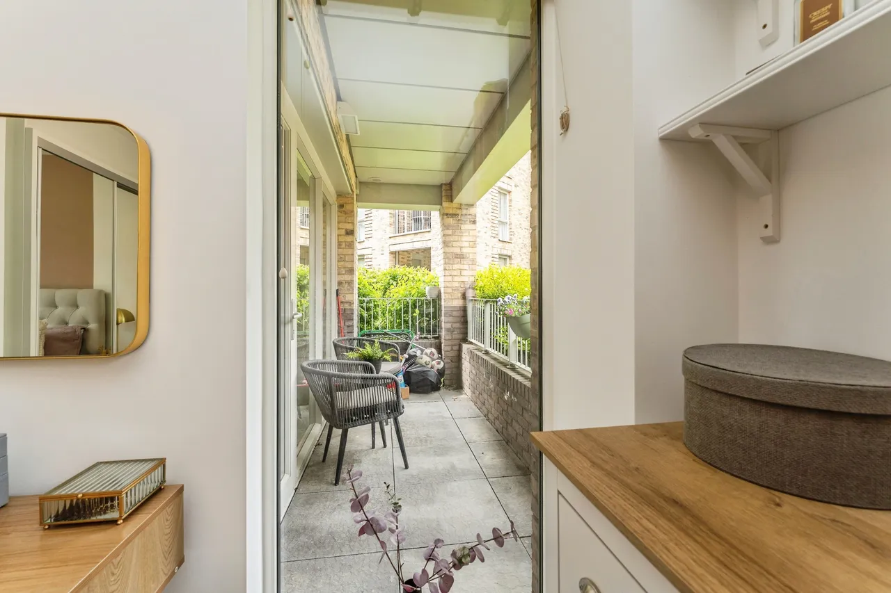 Cornforth Lane, London, NW7, photo 15