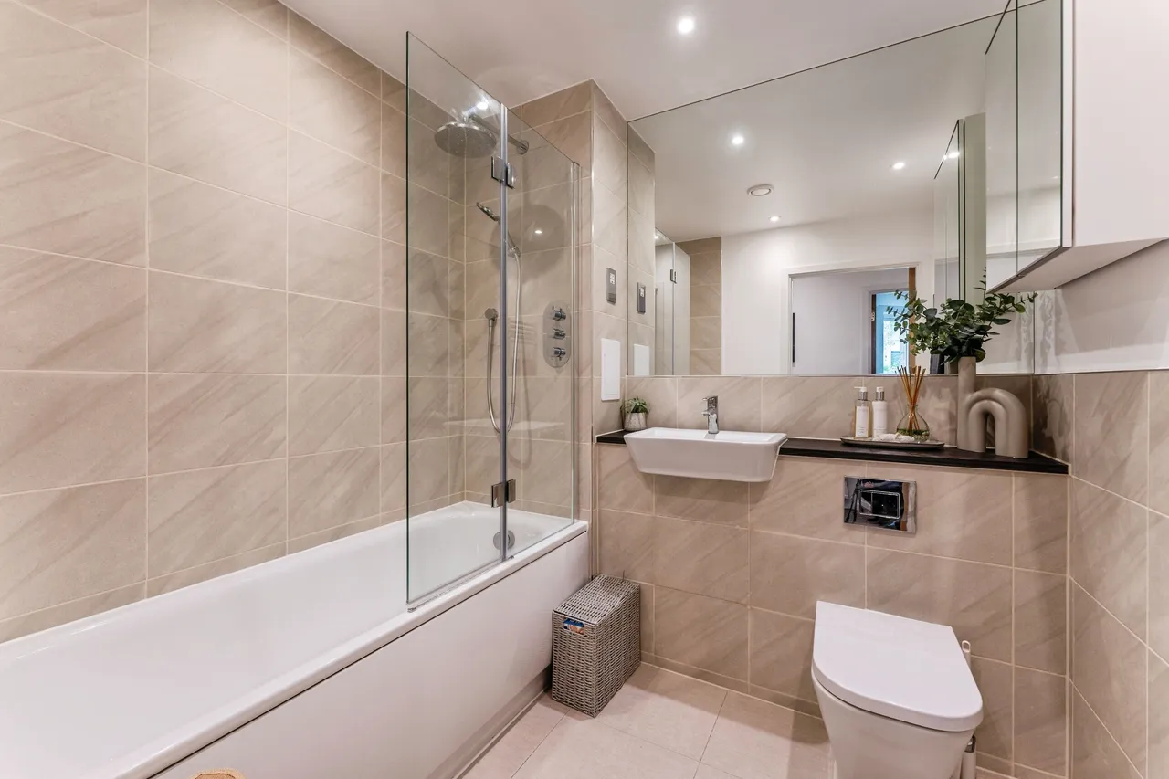 Cornforth Lane, London, NW7, photo 11